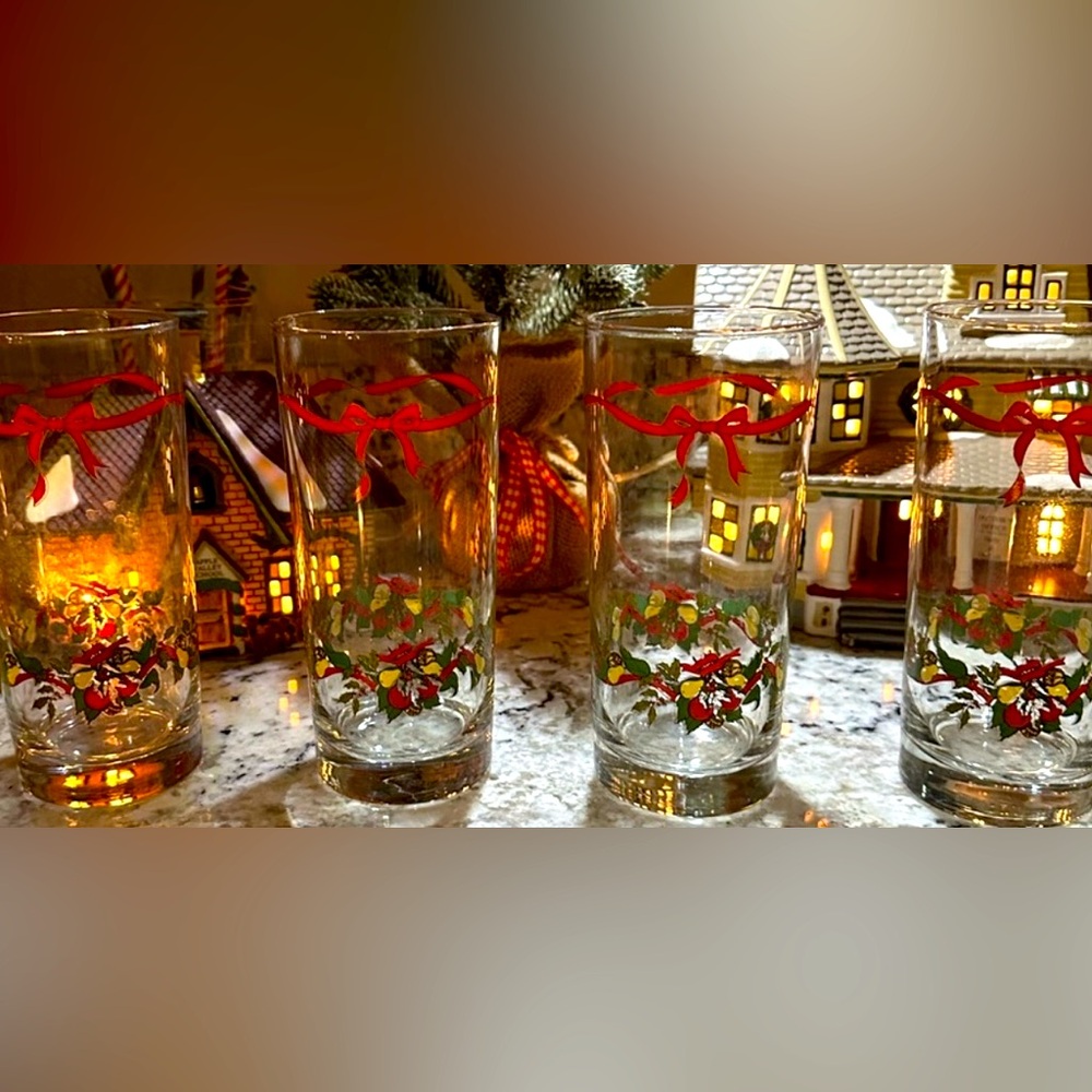 Four (4) Vintage Christmas Drinking Glasses. Very Heavy/Thick Glass.